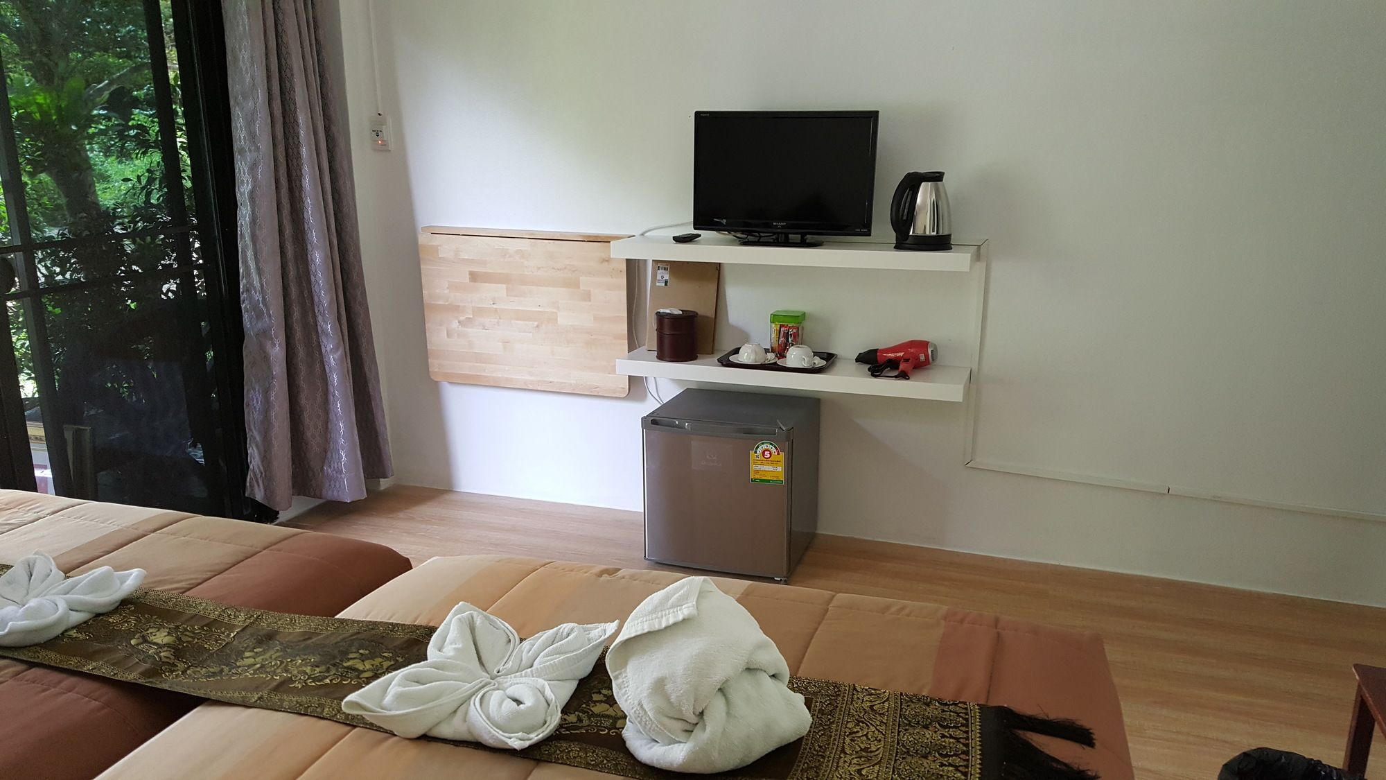 Montania Lifestyle Hotel Phanom Екстер'єр фото